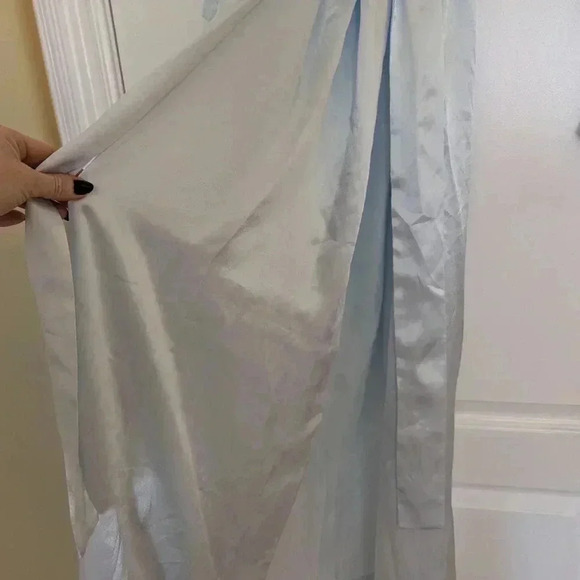 Vintage long silky robe made in Italy size medium - Picture 8 of 9